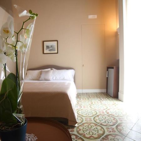 San Paolo Rooms Centro Storico Napoli Buitenkant foto